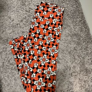 LuLaRoe Disney Mickey Mouse leggings